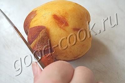 рассыпчатый пирог с персиками или абрикосами
