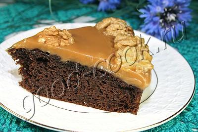 шоколадный пирог с карамелью из конфет "Коровка"