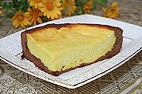творожно-лимонный пирог на шоколадном тесте