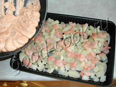 картофельная запеканка с креветками