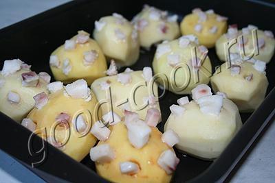 картофель запеченный с салом (ежики)