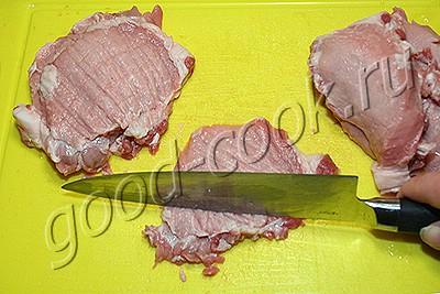 свиные отбивные со сливочным соусом
