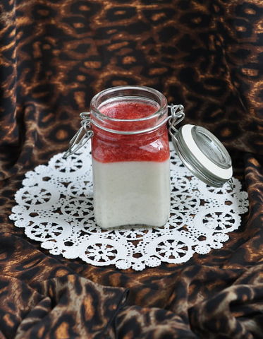 Индийский рисовый пудинг/ Badam Phirni with Strawberry Glaze
