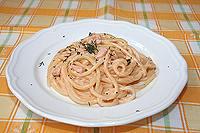 спагетти с копчёным лососем